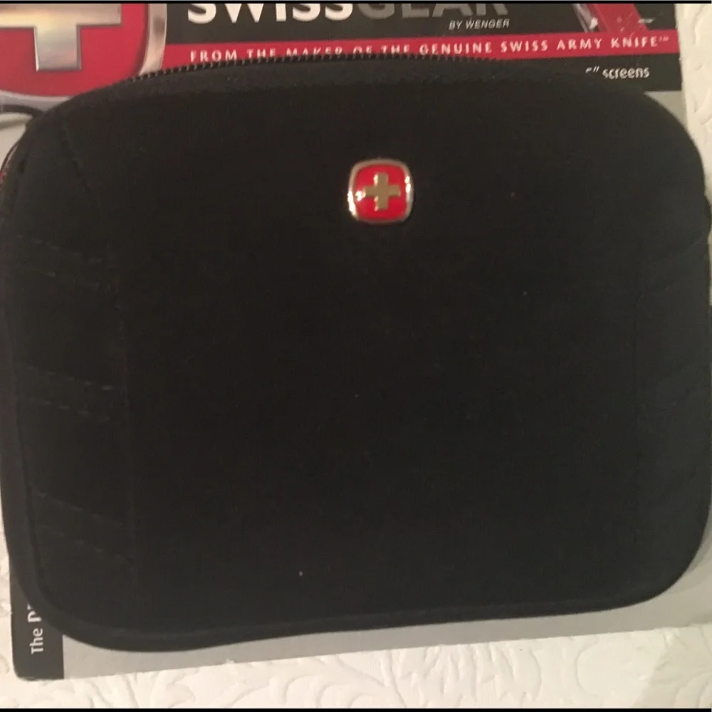 Swiss Gear Case - Picture 2 of 3